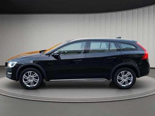 Volvo V60 Cross Country D3 Momentum Auto 110 kW (150 CV)