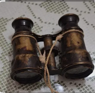 Binoculares antiguos latón