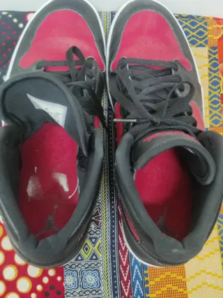 bambas s Jordan Negras y Rojas