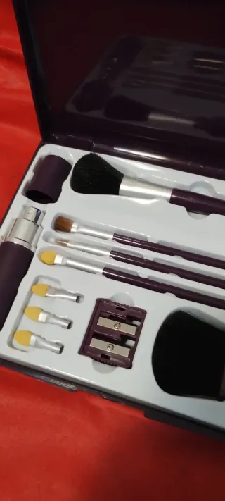 Estuche de Maquillaje con Brochas y Pinceles