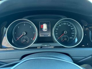 Volkswagen Golf 1.6 TDI 105cv BMT DSG Sport