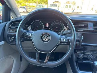 Volkswagen Golf 1.6 TDI 105cv BMT DSG Sport