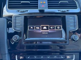 Volkswagen Golf 1.6 TDI 105cv BMT DSG Sport