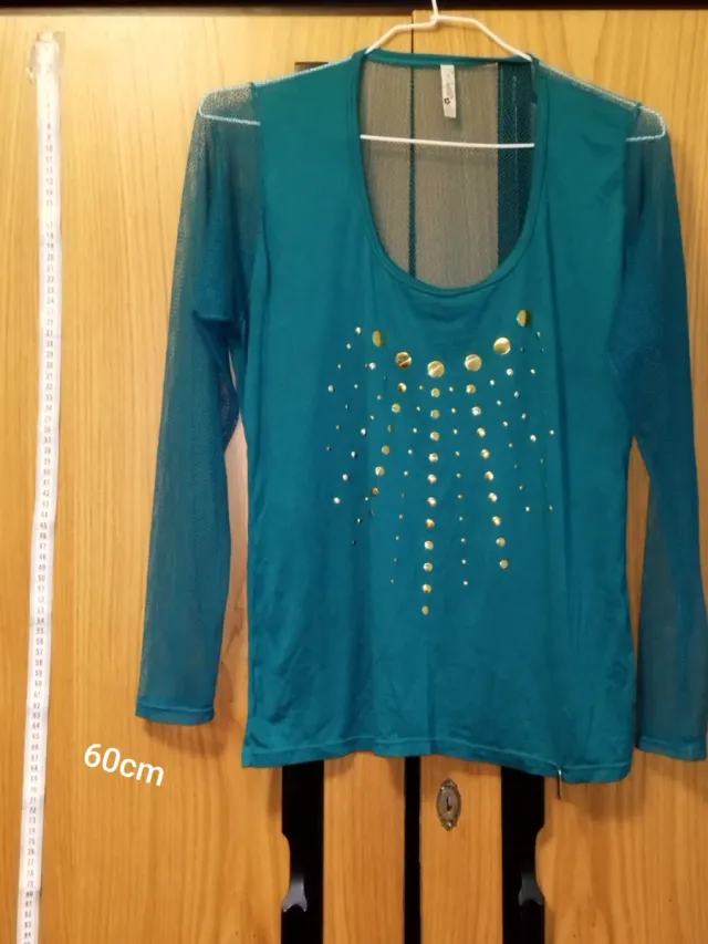 Blusa Larga Atrevida Mangas de Rejilla dorada