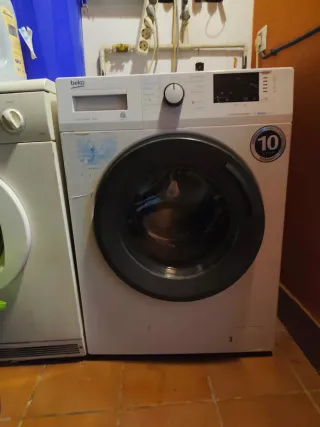 Lavadora Beko casi nueva