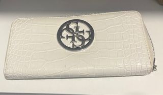 Cartera Guess Cocodrilo Blanca y Plateada