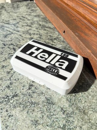 2 Tapas focos Hella Rectangulares