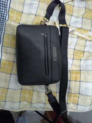 Bolso bandolera HOODRICH negro nuevo
