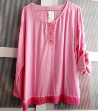 Blusa rosa com botões e renda T.U. MADE IN ITALY