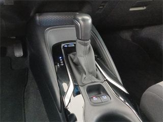 TOYOTA Corolla 5P TREK 180H e-CVT