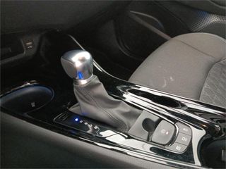 TOYOTA Toyota C-HR 5P Advance 125H e-CVT