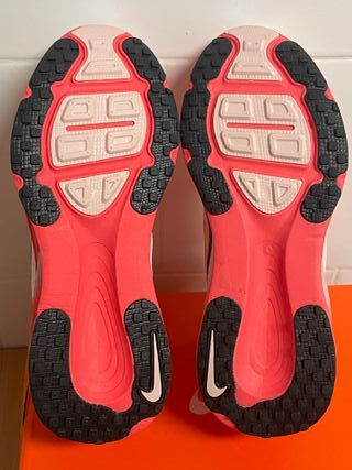 Nike Vomero Talla 43