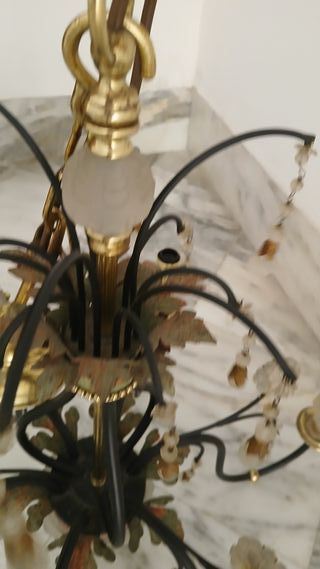 Lampadario floreale in vetro e oro zecchino