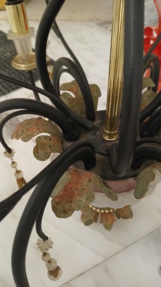 Lampadario floreale in vetro e oro zecchino