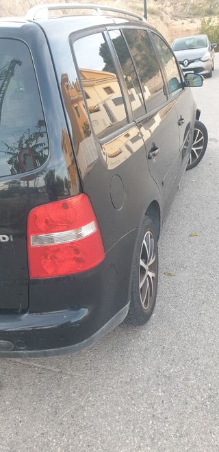 Volkswagen Touran 2006