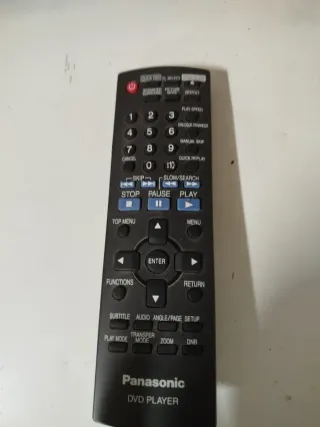 DVD Panasonic S-33 con Mando y cable.