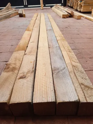 Vigas, listones. Tablónes. Palets. tablas de mader