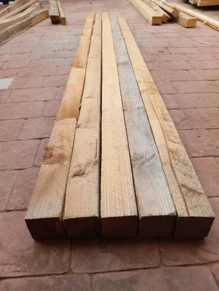 Vigas, listones. Tablónes. Palets. tablas de mader