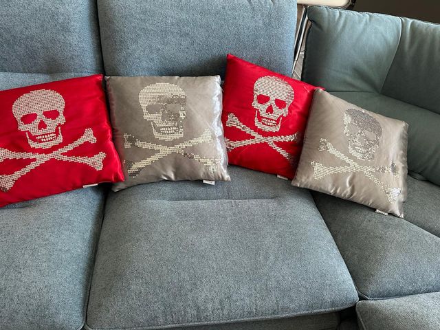 Coppia cuscini teschio paillettes rosse