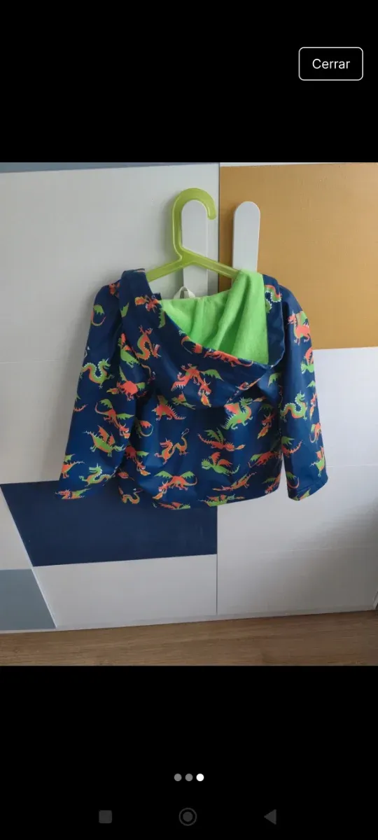 Chubasquero con forro interior