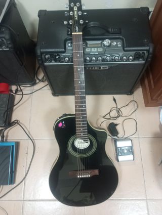 Guitarra line 6 variax acoustic 700