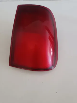 Piloto Trasero Dcho Nissan Terrano 2