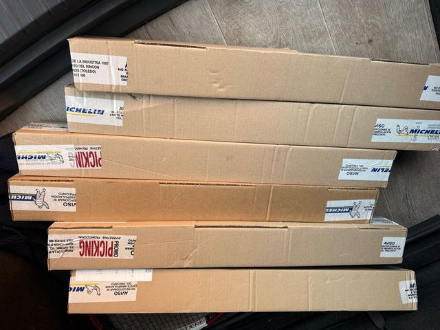 Cartelería/posters Michelin Oficial