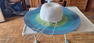 Sombrero de playa multicolor