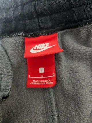 Chandal Nike Gris y Negro