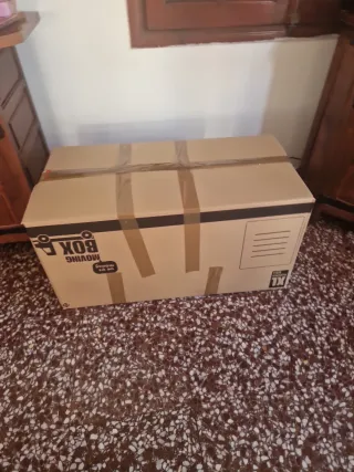 Caja de cartón juguete 