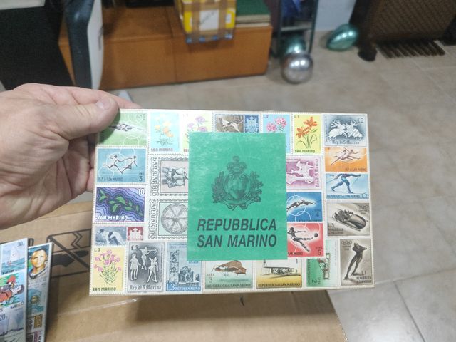 Foglietti francobolli spazio