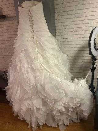 Vestido de Novia Ada Novias Volantes talla M/L