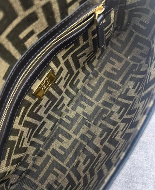 Borsa Fendi Baguette nera e marrone