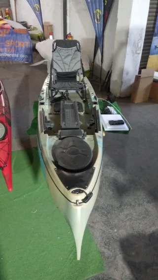 Kayak de pesca alto segmento