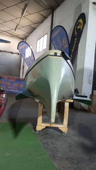 Kayak de pesca alto segmento