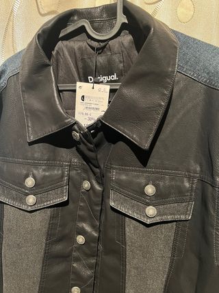 Chaqueta Desigual Talla L Negra y Gris