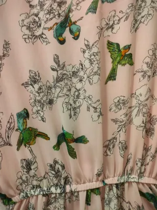 Vestito con fiori e pappagalli, taglia M