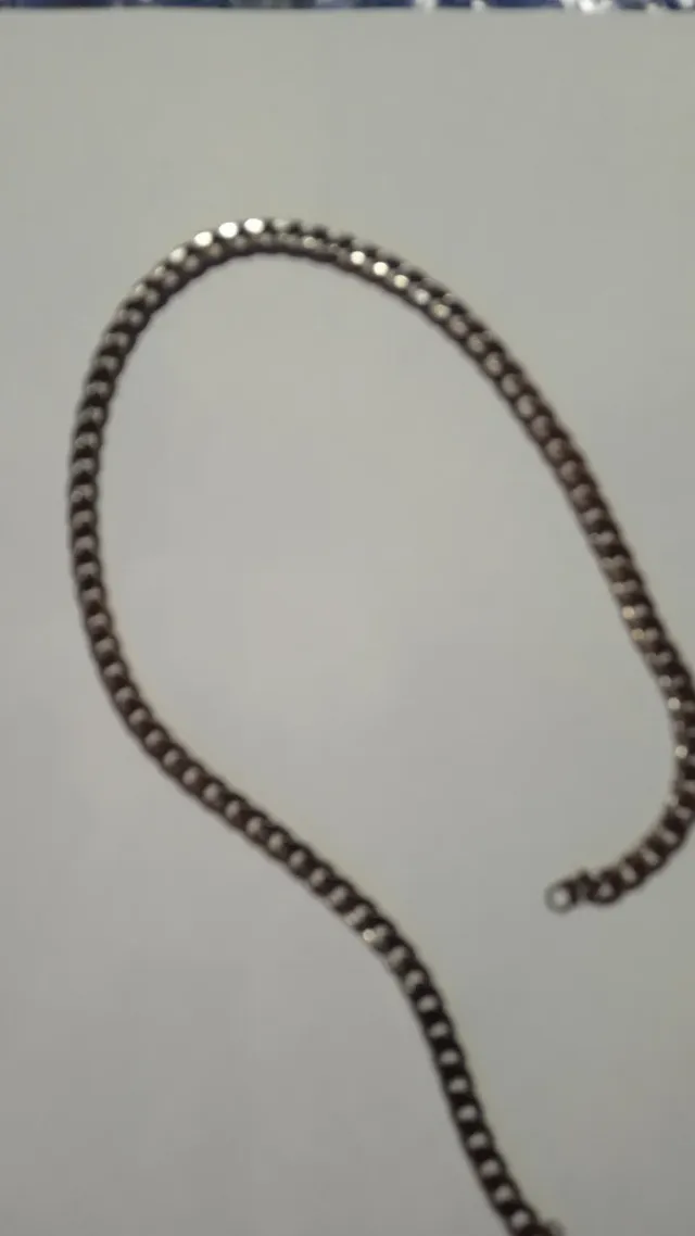 Collar, Cadena de Acero Estilo Cubano