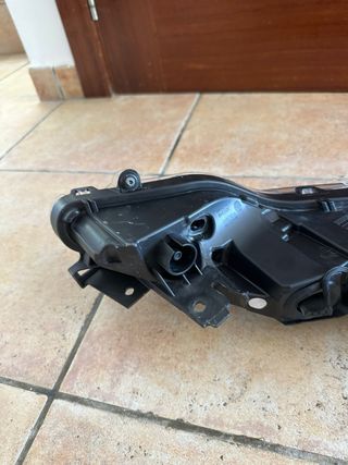 Faro Izquierdo Nissan Juke