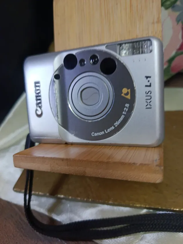 Canon IXUS L-1 Cámara Analógica Plata leer