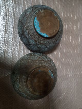 Vaso in ottone decorato