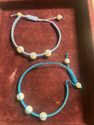 2 braccialetti macramè blu perle
