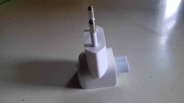 Enchufe, boquilla  original del cargador MacBook