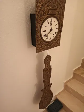 Orologio antico con più di 150 anni 