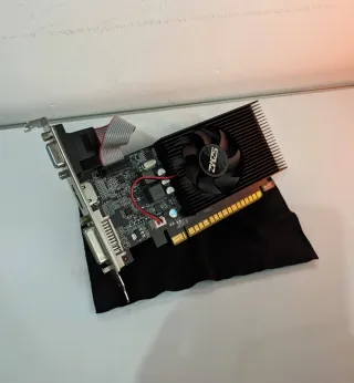 Gráfica Nvidia GeForce GT 730 4GB 