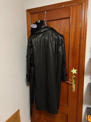 Gabardina efecto piel con forro polar