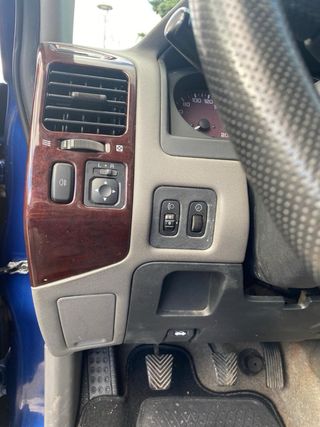 Mitsubishi Montero 2000