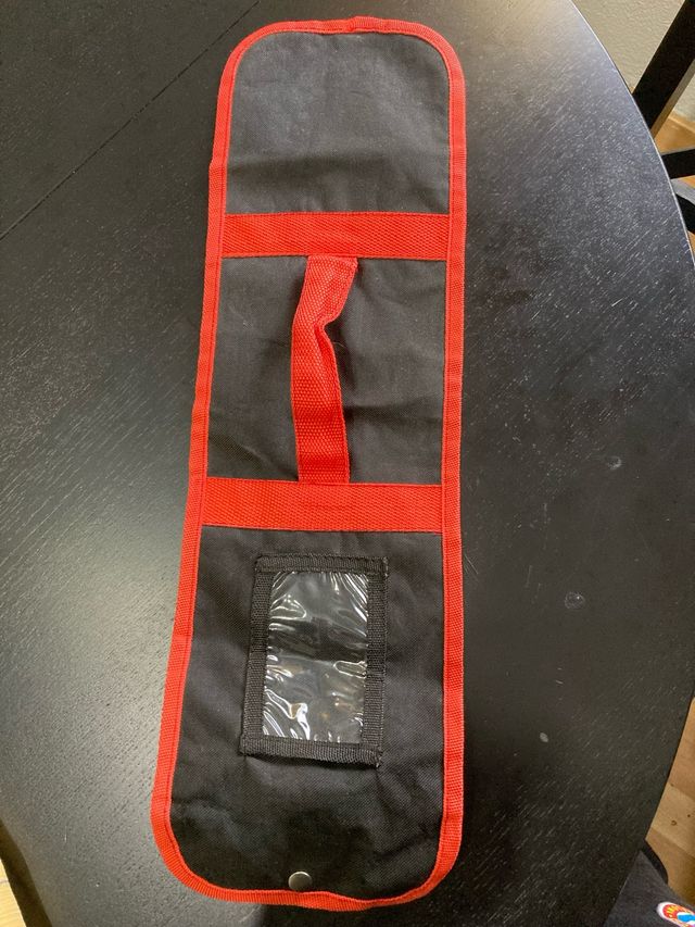 Funda para atril negra y roja