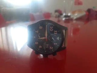 Reloj Mark Maddox Negro. ( Para reparacion )