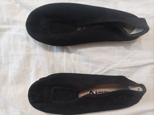 Zapatillas gimnasio/baile niño negro